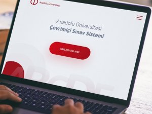 Anadolu Üniversitesi’nde rekor sayıda dönem sonu sınavı