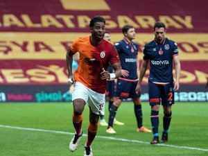 Süper Lig: Galatasaray: 3 - Medipol Başakşehir: 0 (Maç sonucu)