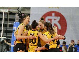 VakıfBank çeyrek finalde