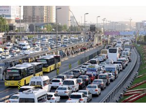 Avrupa otomobil pazarı Ocak-Şubat döneminde yüzde 2,9 azaldı