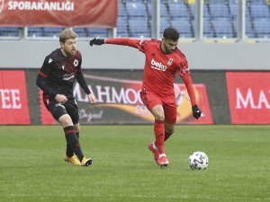 Asist kralı Ghezzal’dan gol siftahı