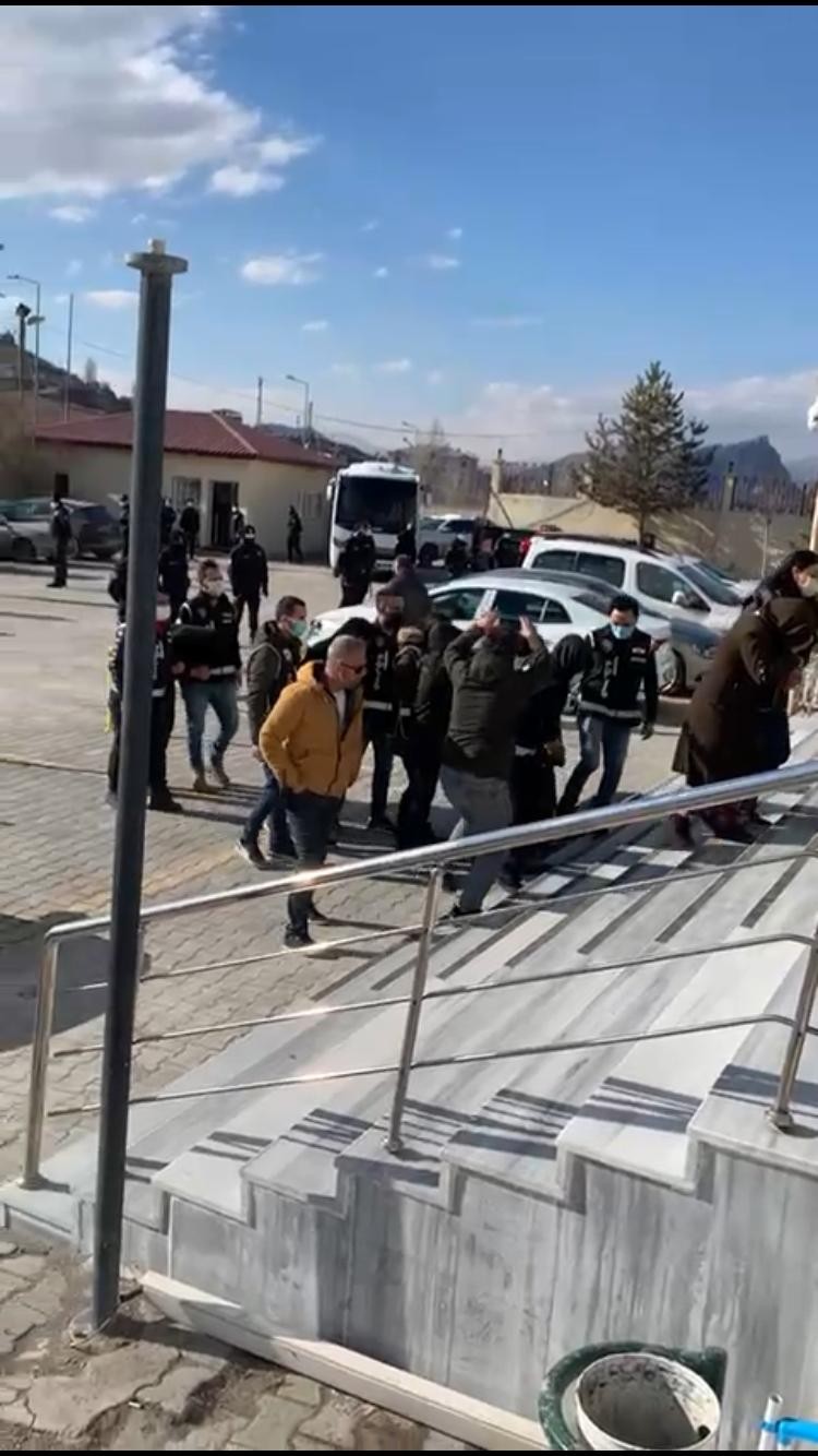 Ağrı’da 'Sahte Gelinler' operasyonu: 6 kişi tutuklandı