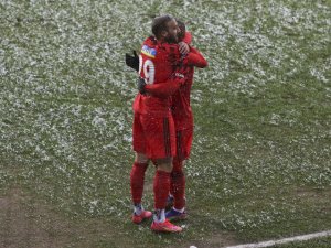 Cenk Tosun’a durmak yok