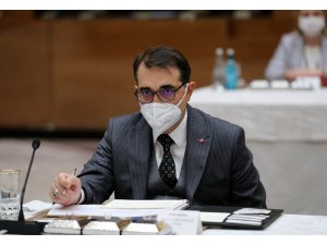 Bakan Dönmez: ”96 GW kurulu gücün yüzde 52’si yenilenebilir kaynaklardan oluşmakta"