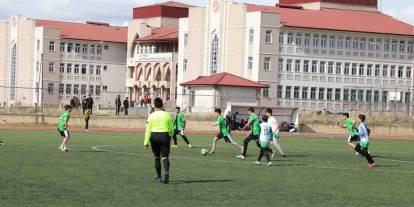 Ağrı'da Okul Sporları Futbol Yıldız Erkekler Müsabakaları Başladı