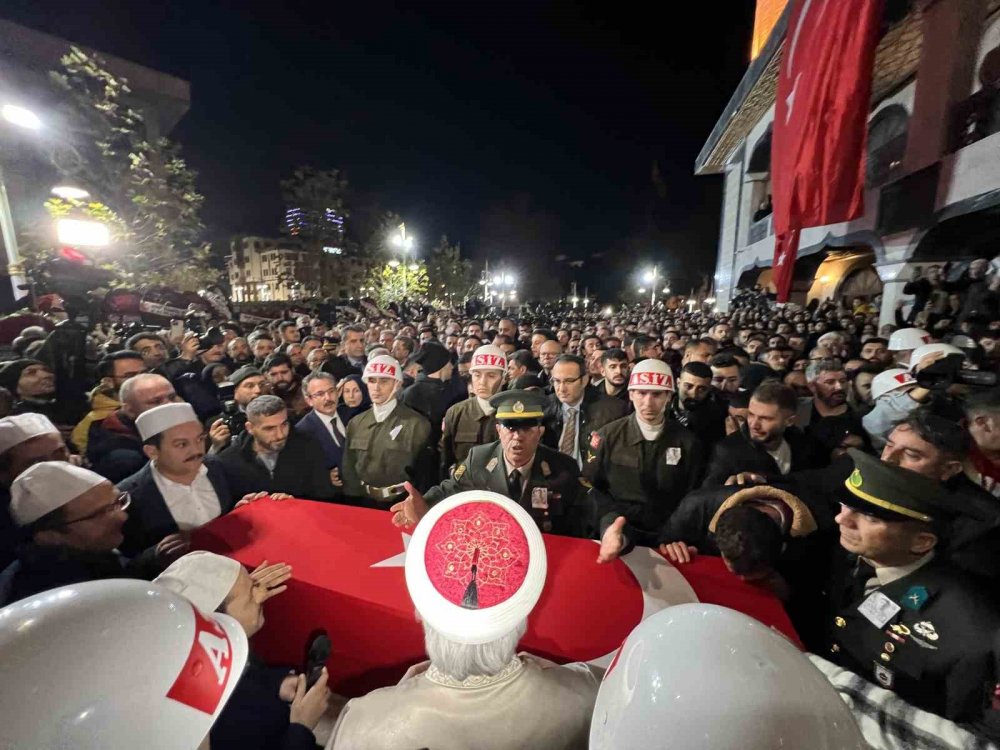 Ağrılı  şehit Manisa’da defnedildi