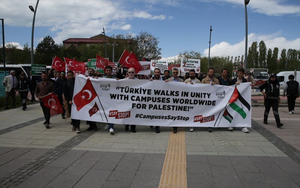 Van'da İsrail'in saldırıları protesto edildi