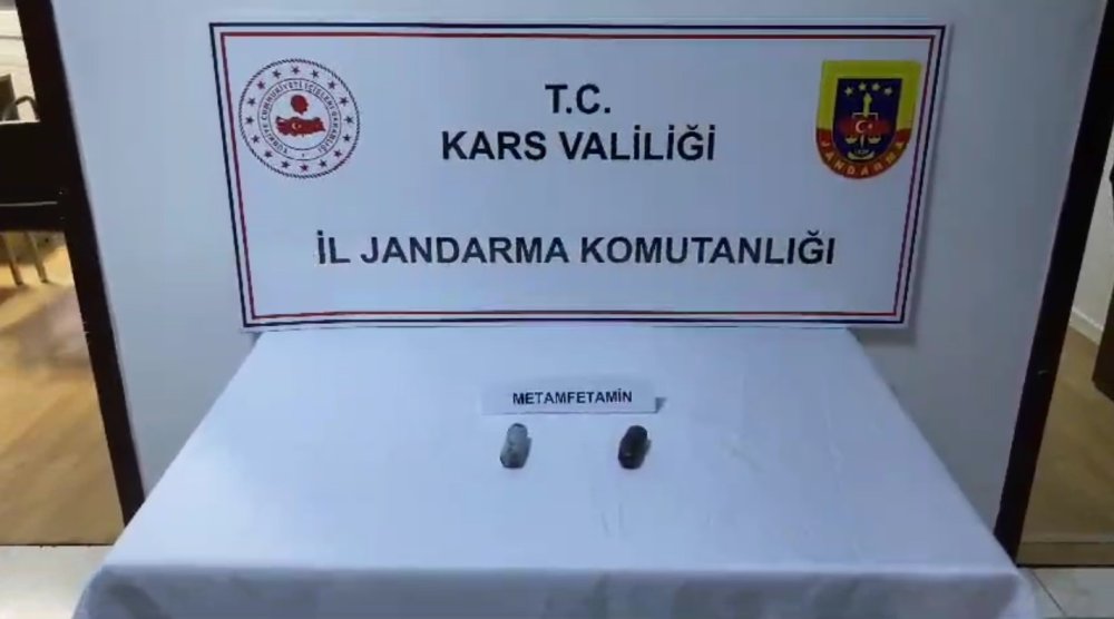 Kars’ta 1 kişinin makatından uyuşturucu çıktı