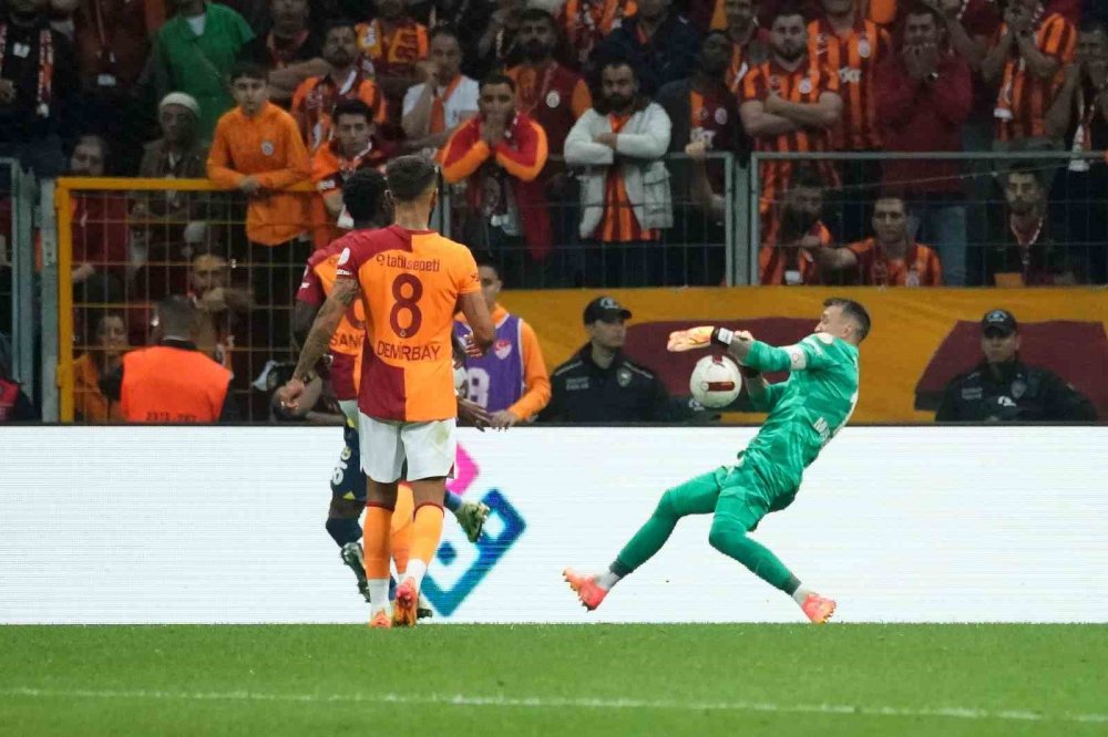 Trendyol Süper Lig: Galatasaray: 0 - Fenerbahçe: 1 (Maç sonucu)