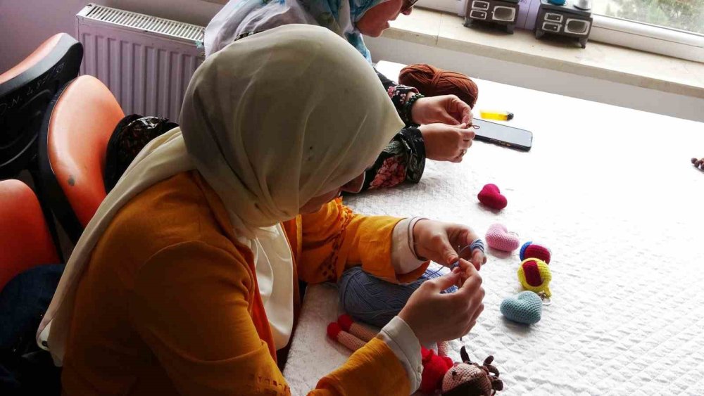 Bitlis'te amigurumi kursuna yoğun ilgi