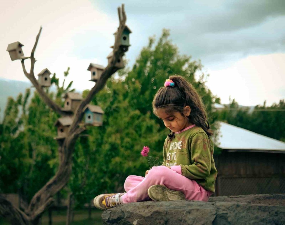 Geleceğin fotoğrafçılarını yetiştiriyor