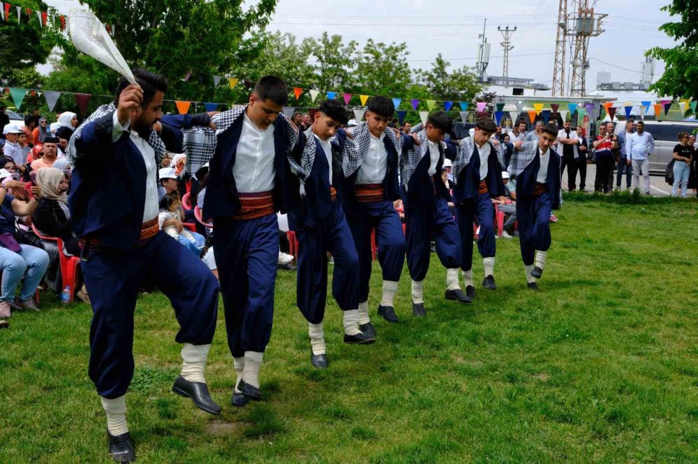 Van’da Uluslararası İnci Kefali Göçü Kültür ve Sanat Festivali başladı