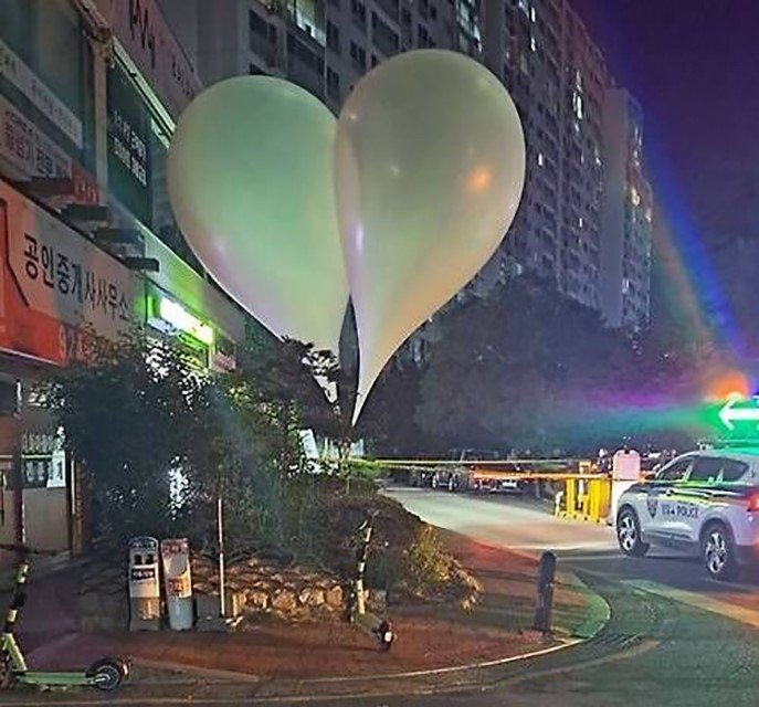 Kuzey Kore’den Güney Kore’ye çöp taşıyan 600 balon daha