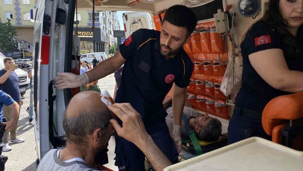 Diyarbakır’da motor kurye ile mobilya firması çalışanları arasında silahlı kavga: 5 yaralı