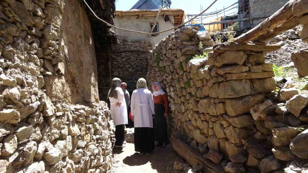 Bitlis’te anonslu sağlık taraması