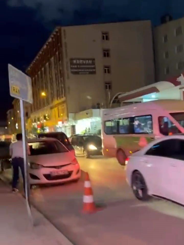 Doğubayazıt gece silah sesleri ile yankılandı