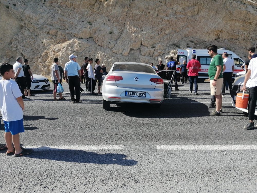 Bitlis'teki feci kazada AK Parti Belde Başkanı hayatını kaybetti