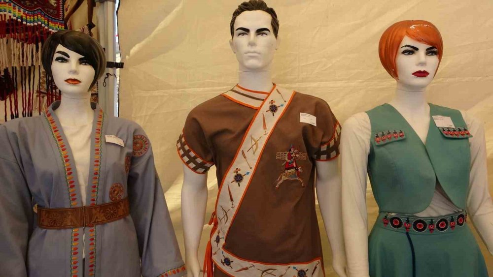 Van'da 3 bin yıllık Urartu kıyafetleri sergileniyor