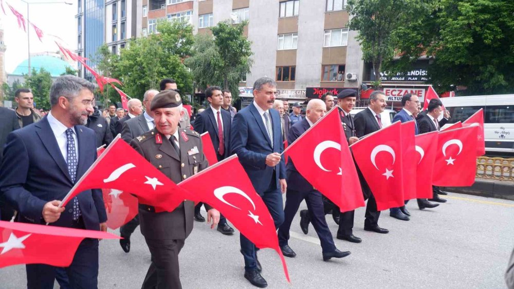 Atatürk’ün Erzurum’a gelişinin 105. yıl dönümü coşkuyla kutlandı