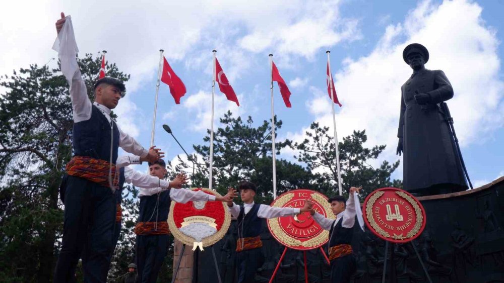 Atatürk’ün Erzurum’a gelişinin 105. yıl dönümü coşkuyla kutlandı