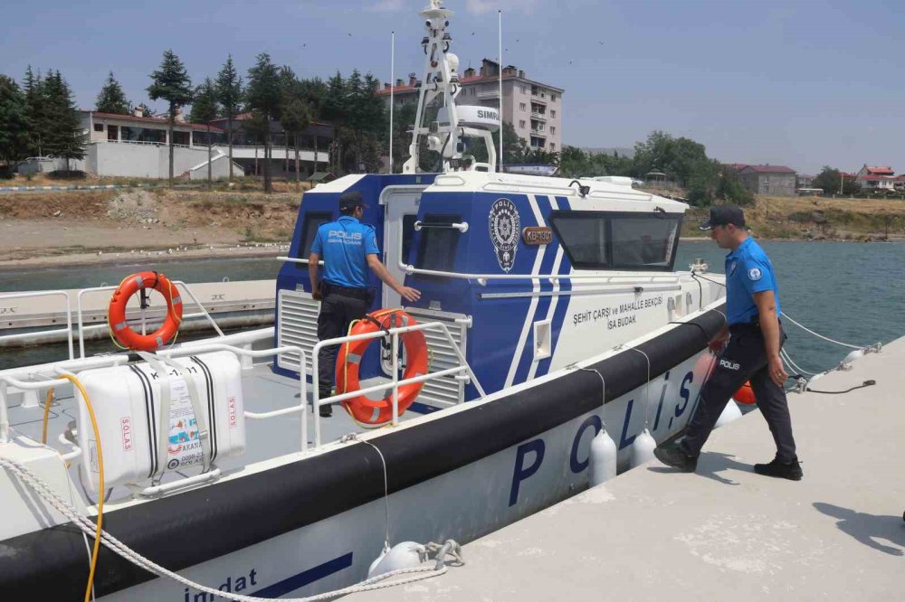 Van Gölü’nde kaçak avlanmaya geçit yok