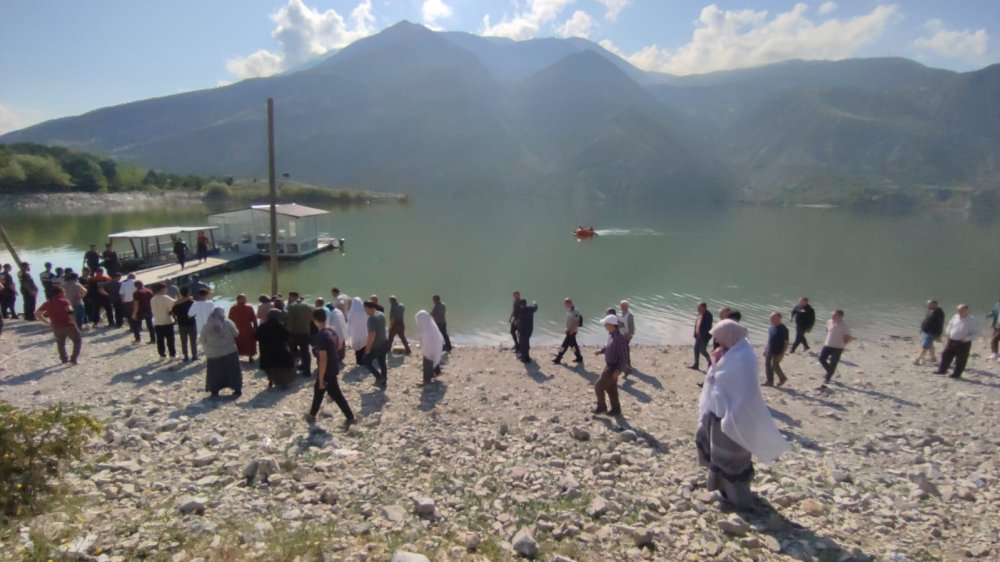 Tortum gölünde kaybolan çocuğun cesedine ulaşıldı