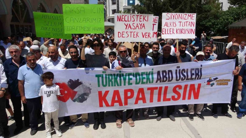 Van’da İsrail protesto edildi