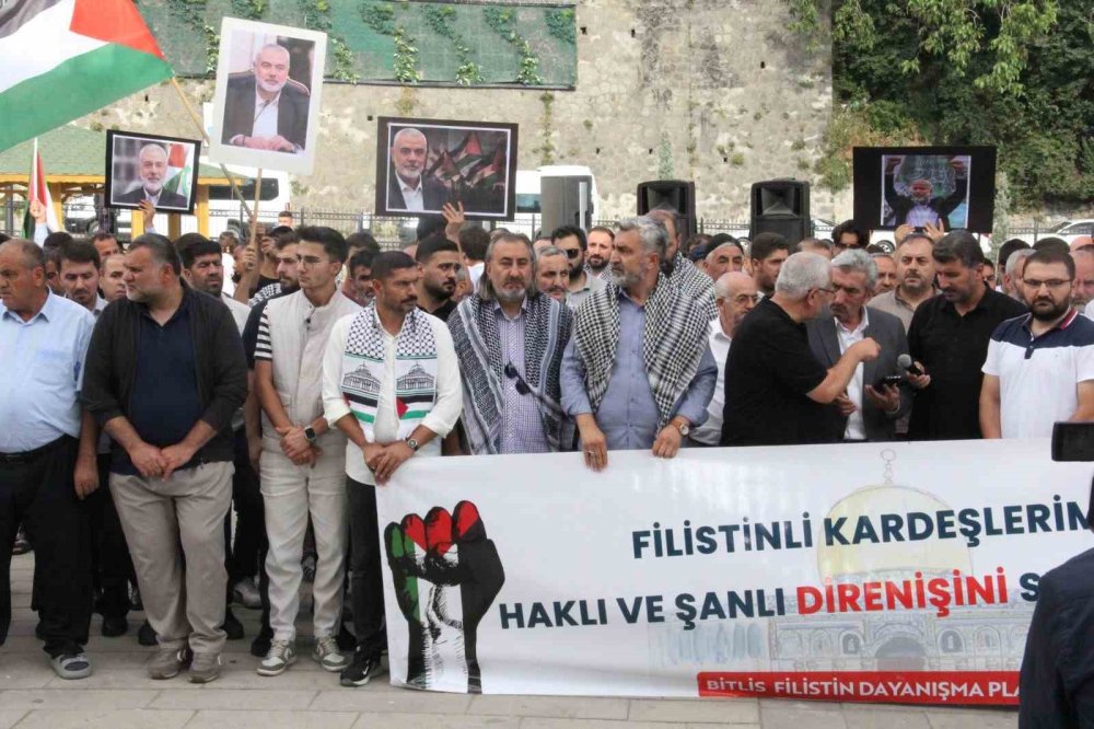 Bitlis’te Haniye için gıyabi cenaze namazı kılındı