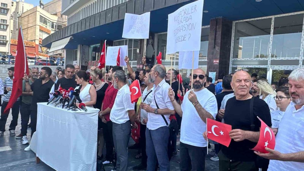 Kuaför ve güzellik uzmanları ‘pazar tatili’ uygulamasından şikayetçi