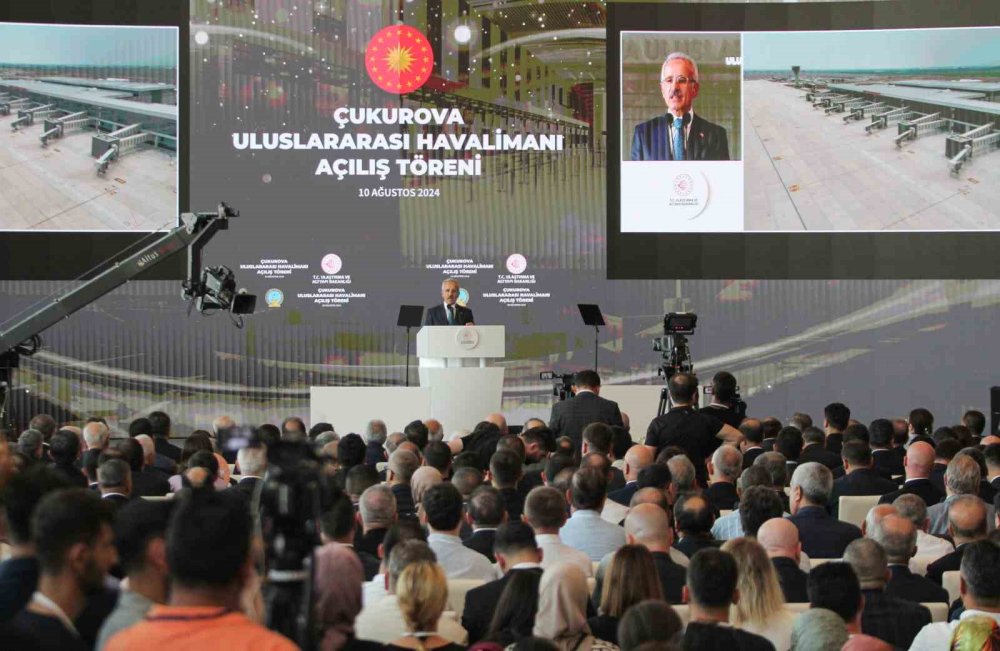 Bakan Uraloğlu: "Havalimanının yılda 9 milyon yolcu kapasitesi olacak"