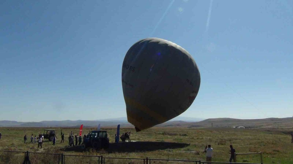 Kars'ta Ani Ören Yeri’nde ilk kez balon uçuruldu