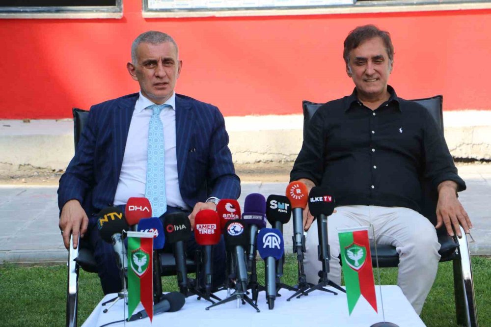 TFF Başkanı Hacıosmanoğlu, Amedspor'u ziyaret etti