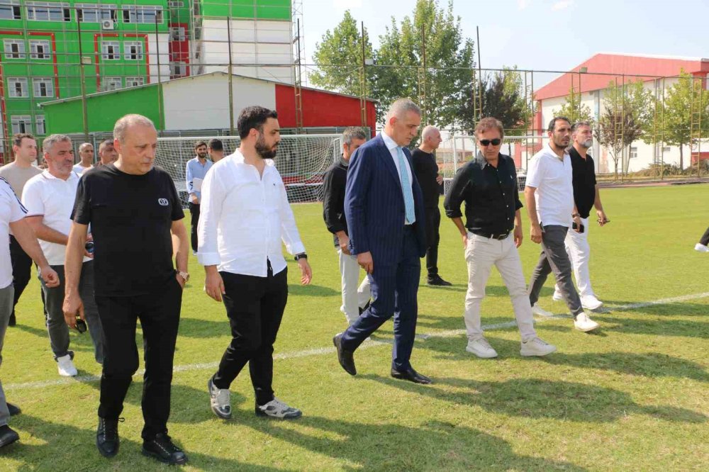 TFF Başkanı Hacıosmanoğlu, Amedspor'u ziyaret etti