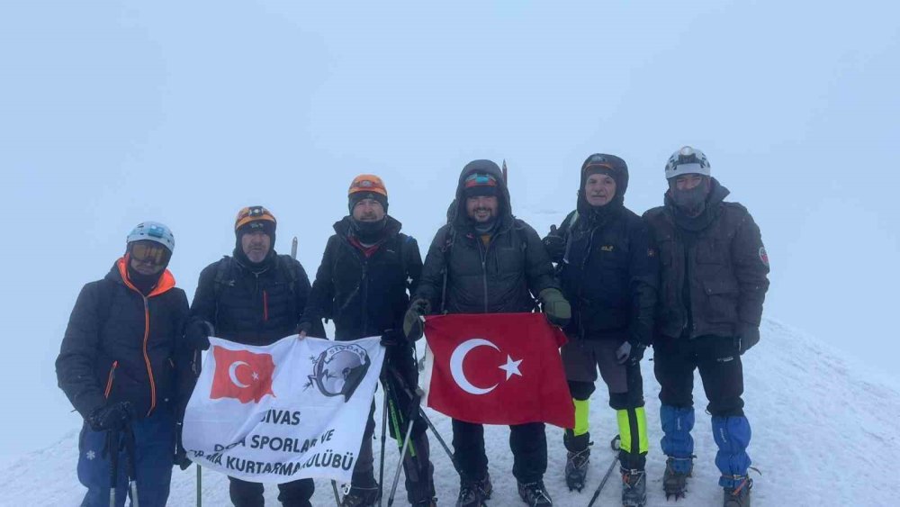 Ağustos ayında 5 bin 137 metrede tipiye yakalandı