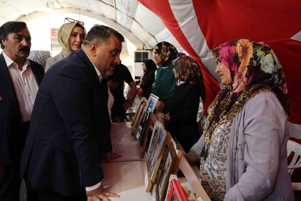 Diyarbakır annelerine AK Parti İl Başkanı Ocak’tan ziyaret