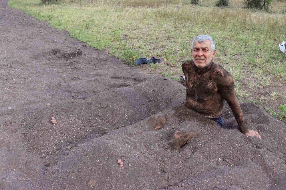 Erzurum'da Ejder deresinin kumları şifa dağıtıyor