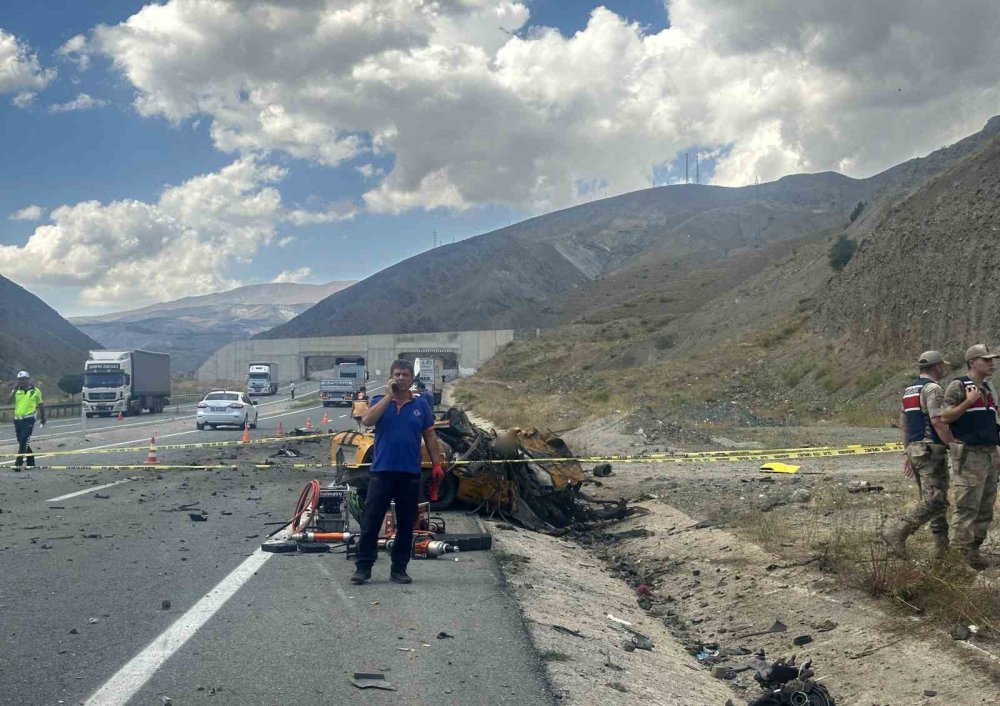 Ticari taksi ile Ağrı'dan Ankara'ya gidiyorlardı