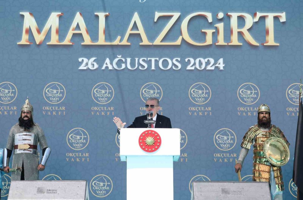 Cumhurbaşkanı Erdoğan'dan Malazgirt zaferi coşkusu