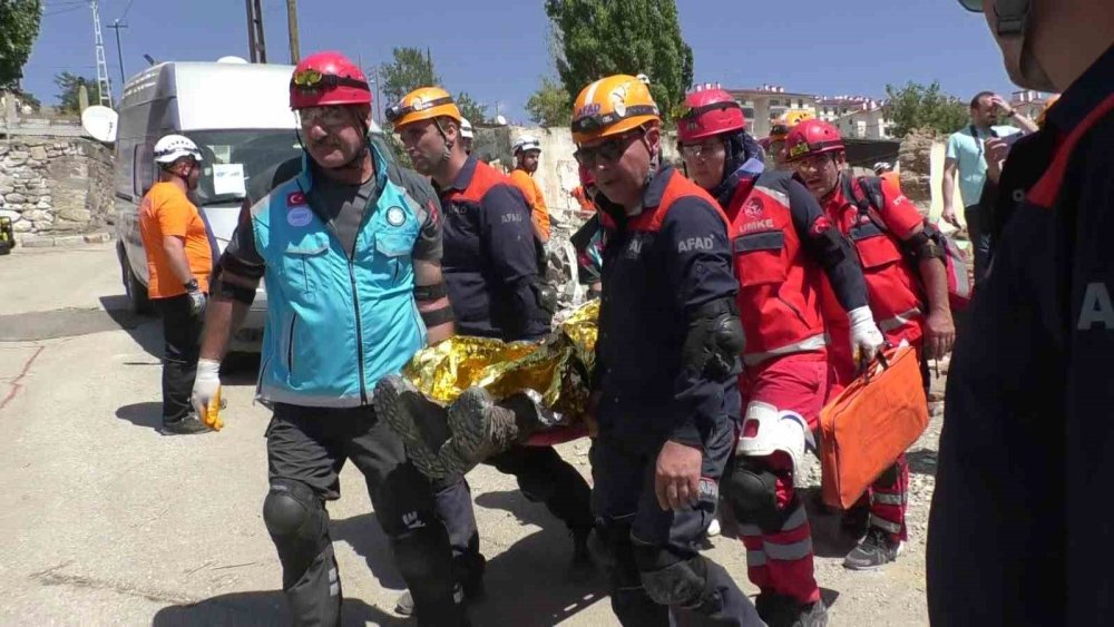 Erzurum’da gerçekçi deprem tatbikatı