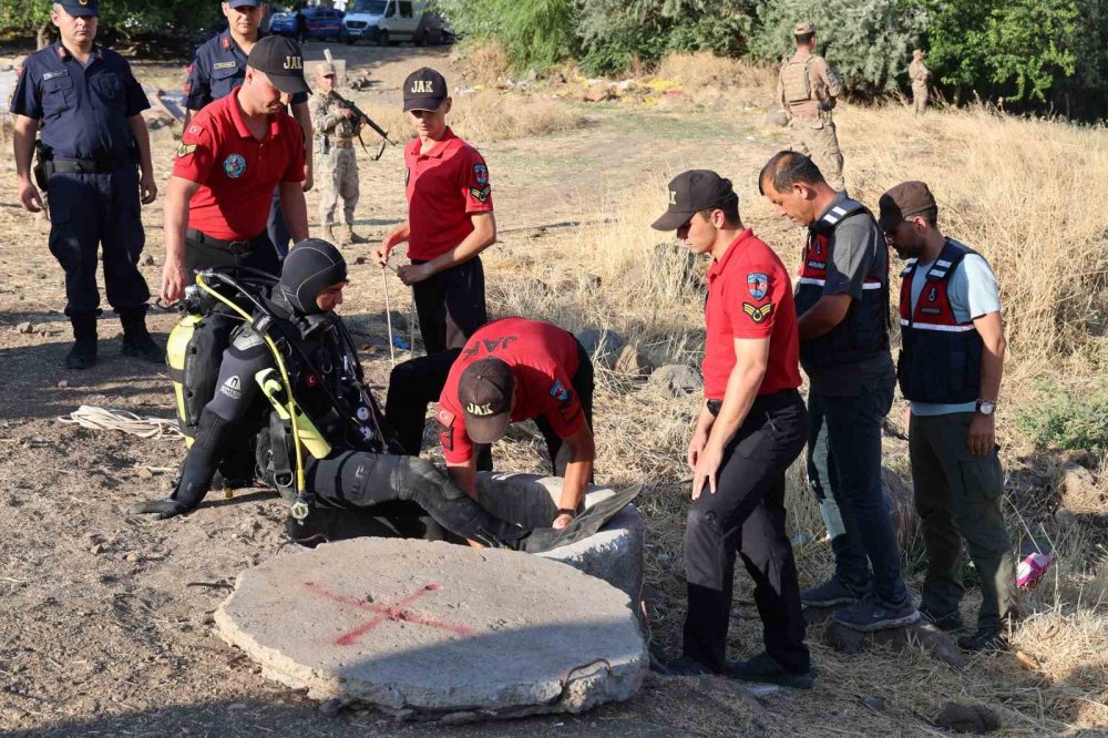 Kayıp Narin’in ağabeyi kolundaki iz nedeniyle İstanbul Adli Tıp Kurumu’na gönderildi