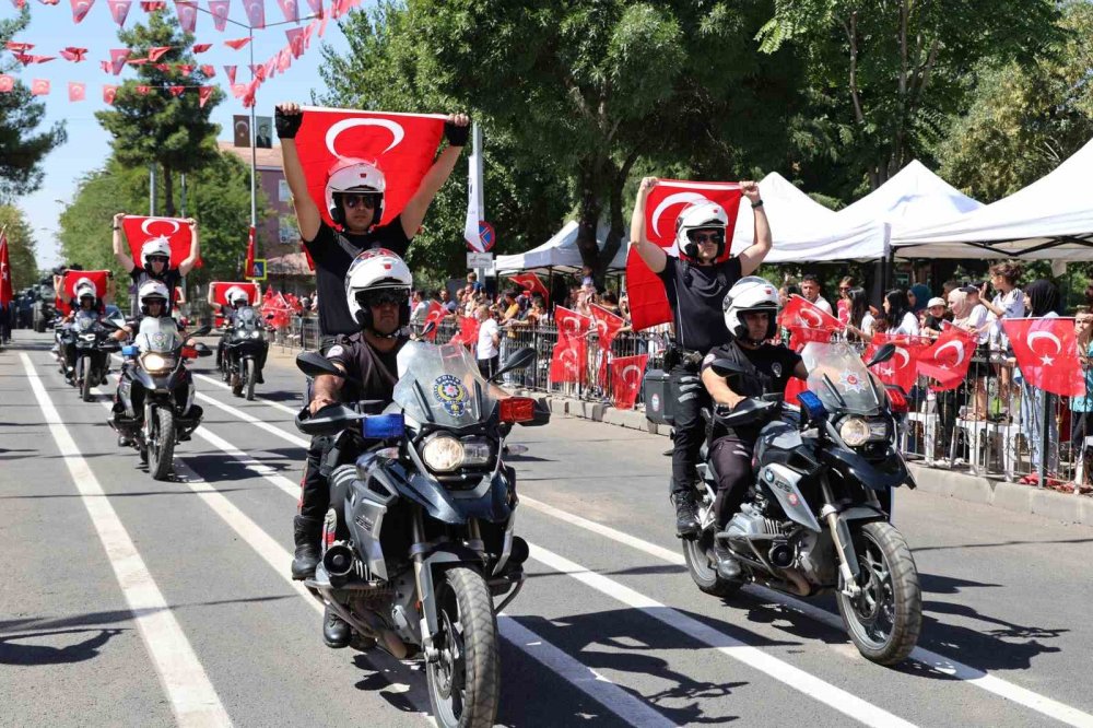 Diyarbakır’da 30 Ağustos Zafer Bayramı coşkuyla kutlandı