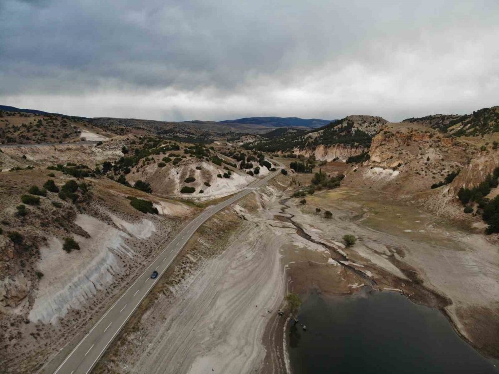 Kars’ın en büyük barajında sular 40 metre çekildi