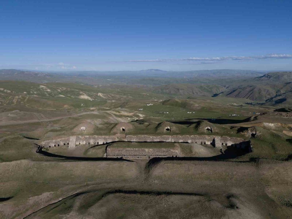 Erzurum’da Büyük Palandöken Tabyası'nın ihtişamı göz kamaştırıyor