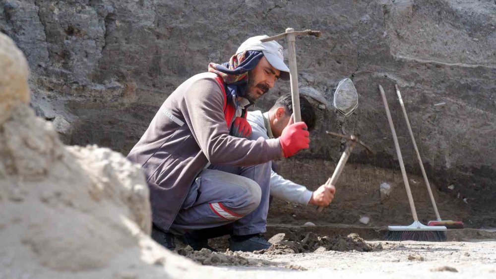 Erzurum’daki kazılarda 6 bin yıl öncesinin tarihine ışık tutuyor