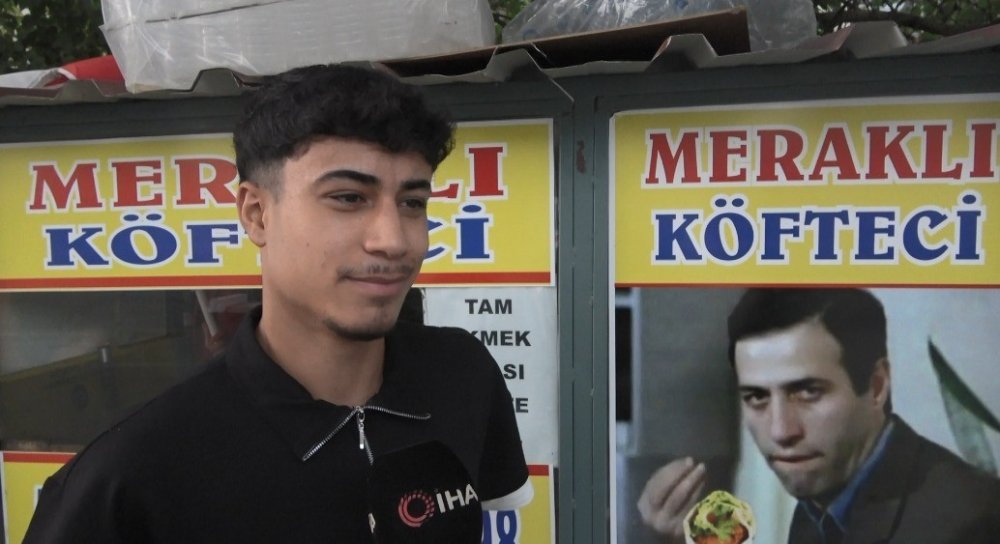 Diyarbakır'da açtığı köftecide Kemal Sunal’ın anısını yaşatıyor