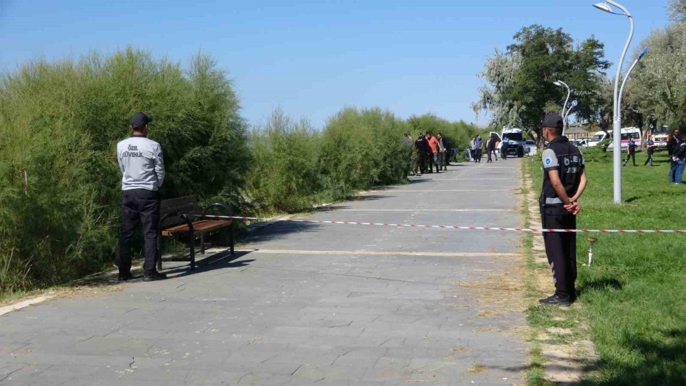 Van'da üniversite öğrencisi Rojin, 3 gündür kayıp