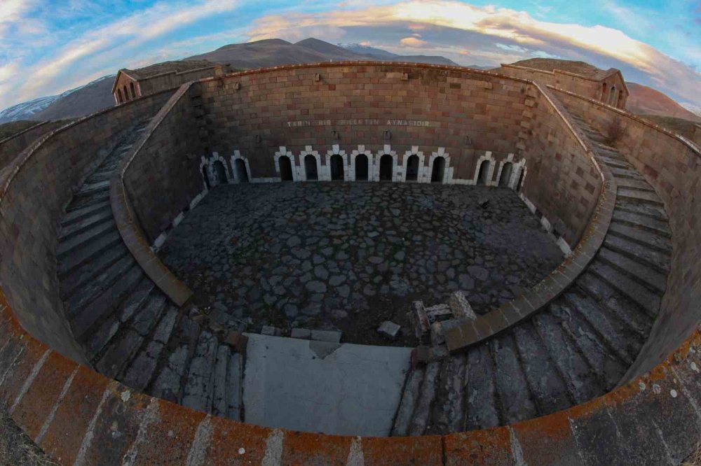 Erzurum'da Şahap Paşa Tabyası temizlendi