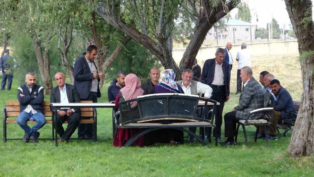 Van'da kaybolan üniversite öğrencisi Rojin’den 4 gündür haber alınamıyor