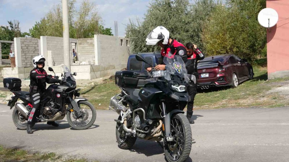 Van’da kayıp genç kız Rojin için geniş kapsamlı arama