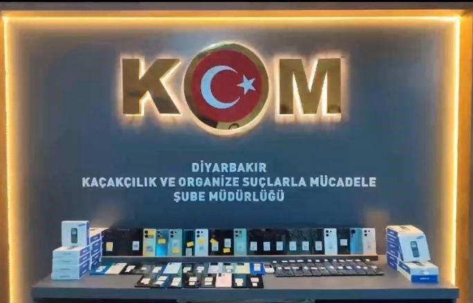 Diyarbakır’da çok sayıda kaçak ürün ele geçirildi